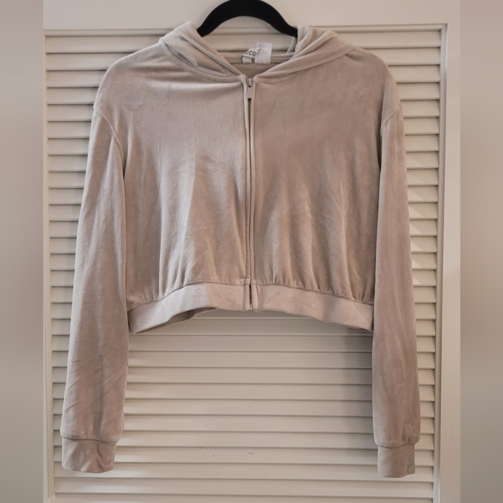 Divided- Velour Crop Sweater Hoodie With Pockets